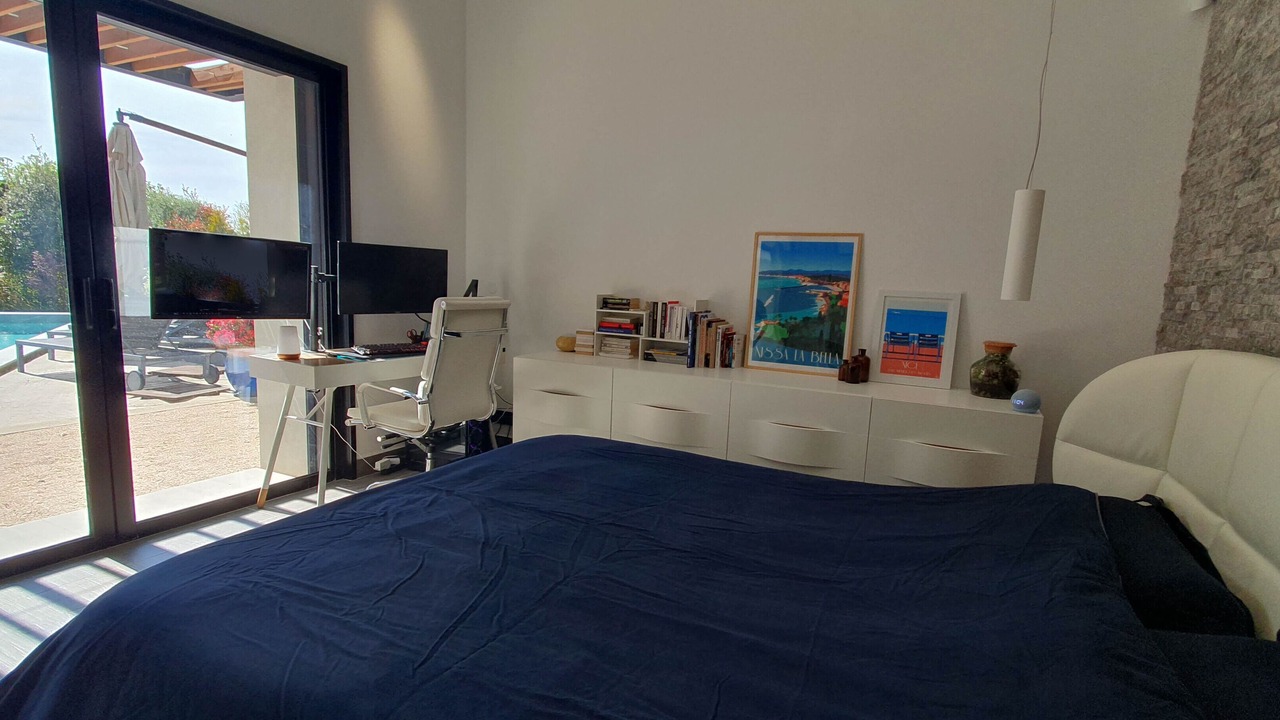 Photo of Bedroom in Biot