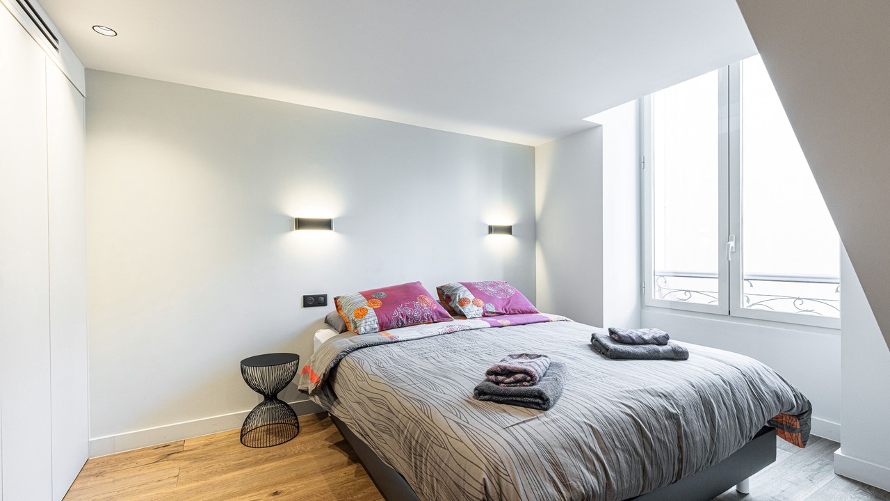 Photo of Bedroom in Musicians Quarter