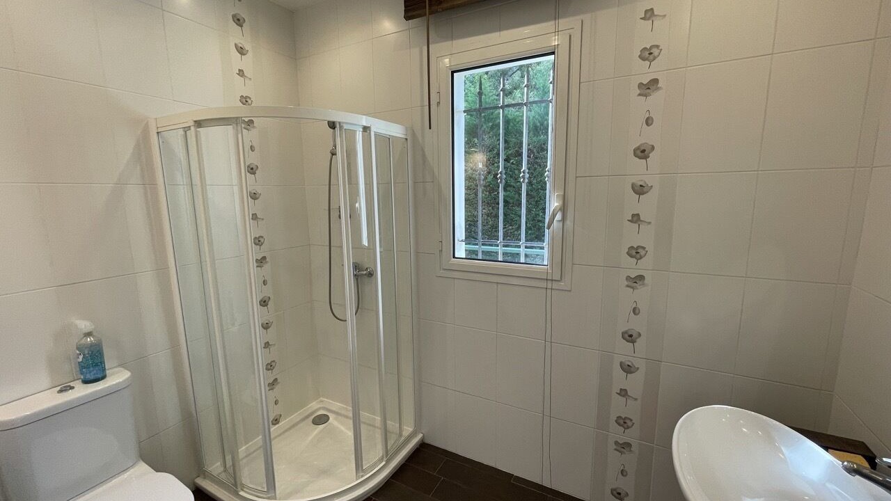 Photo of Bathroom in Falicon