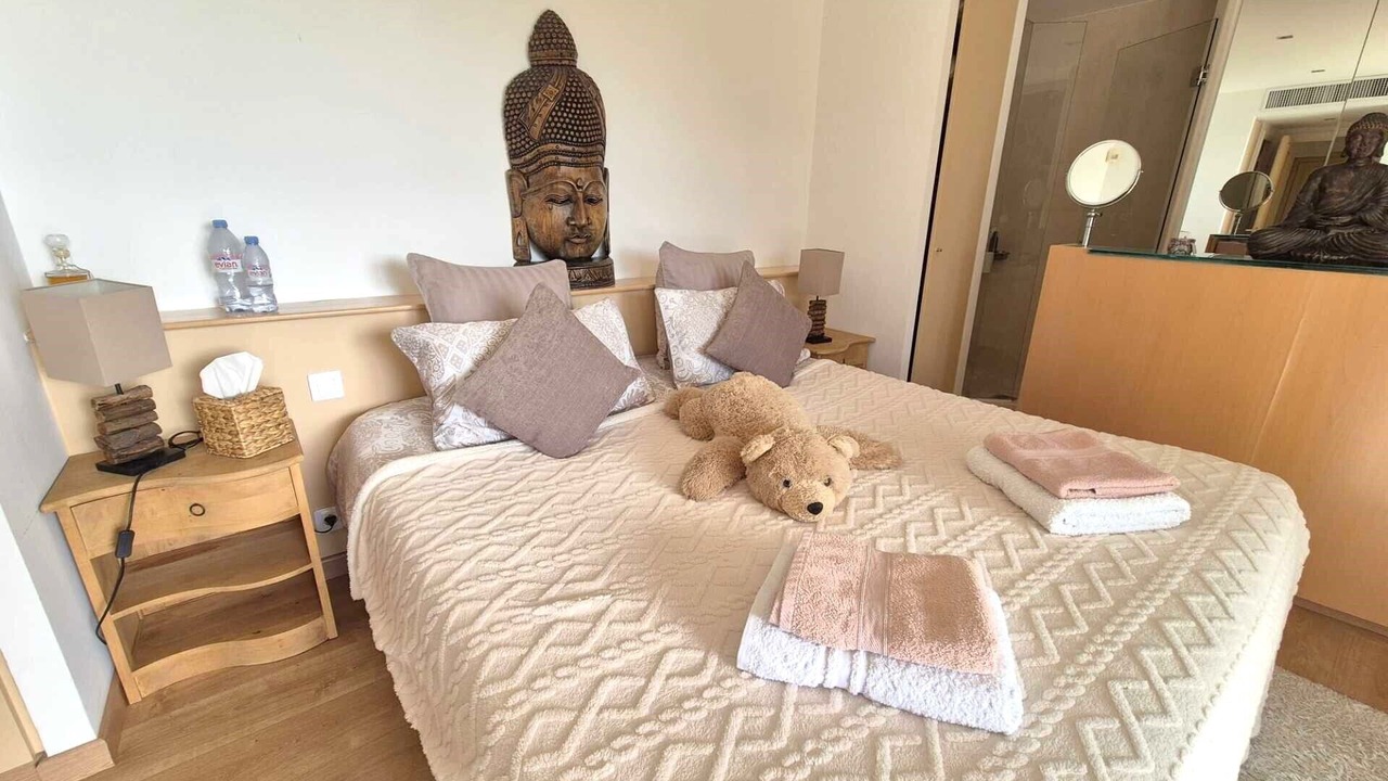 Photo of Bedroom in California - Pezou