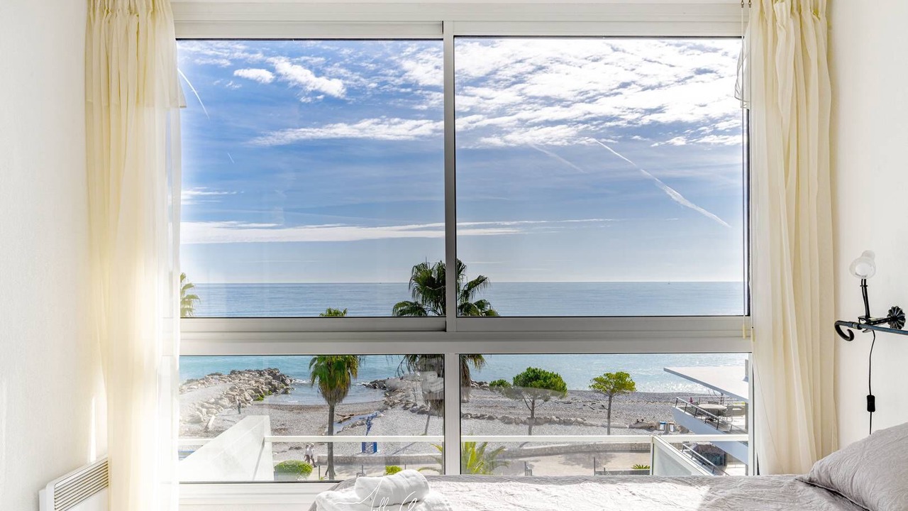 Photo of Bedroom in Villeneuve Loubet Beach