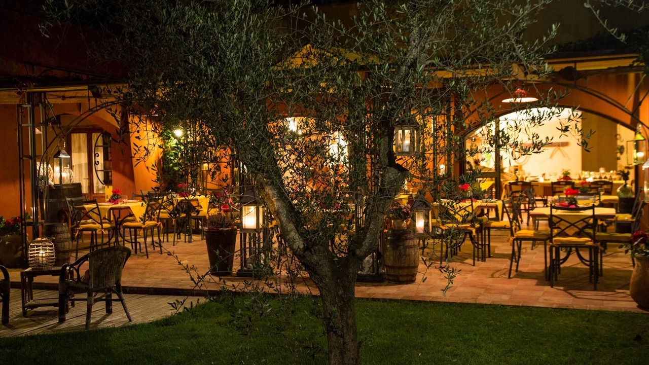 Photo of Outdoor in Lari
