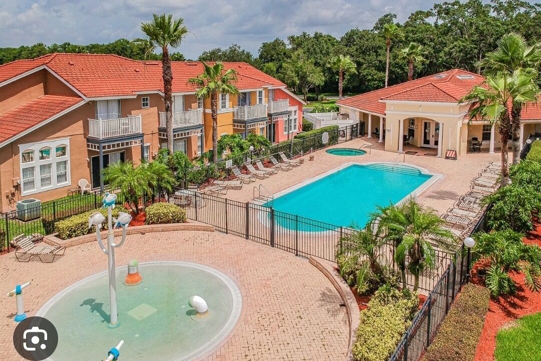Photo of Outdoor in Lake Berkley