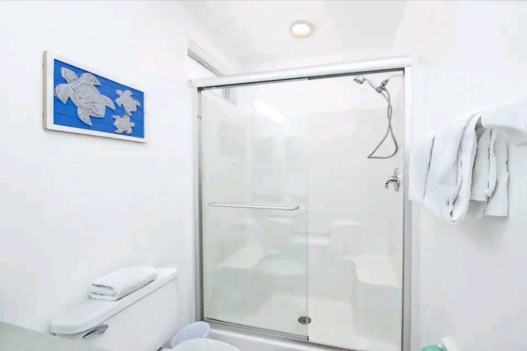 Photo of Bathroom in Lake Berkley