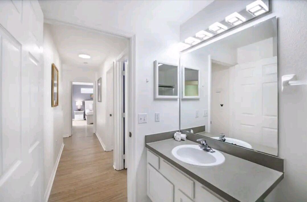 Photo of Bathroom in Lake Berkley