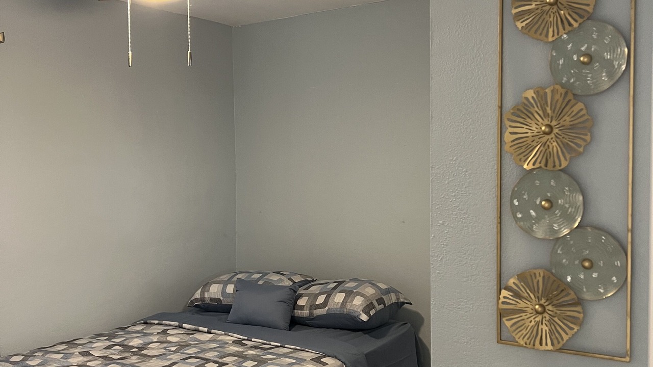 Photo of Bedroom in Pine Hills