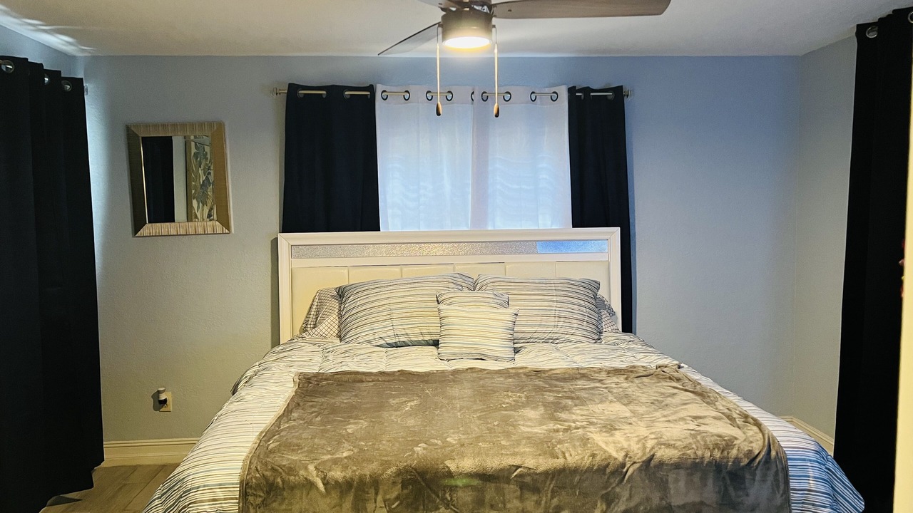 Photo of Bedroom in Pine Hills