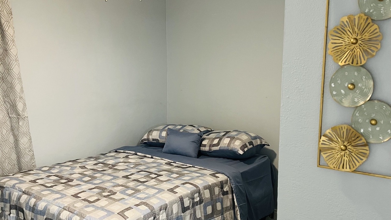 Photo of Bedroom in Pine Hills