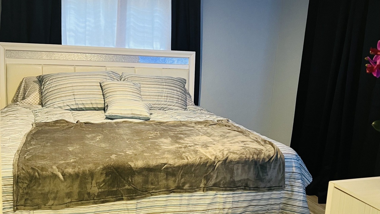Photo of Bedroom in Pine Hills