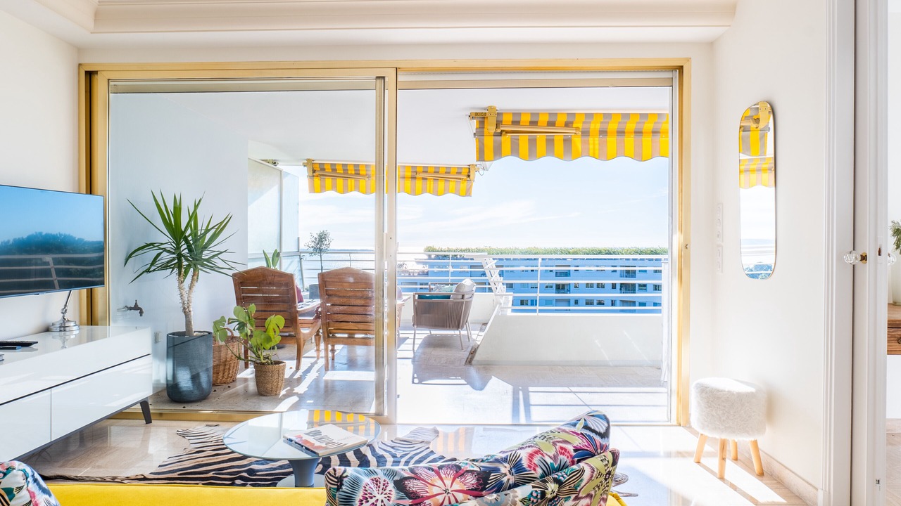 Photo of Livingroom in La Croix des Gardes