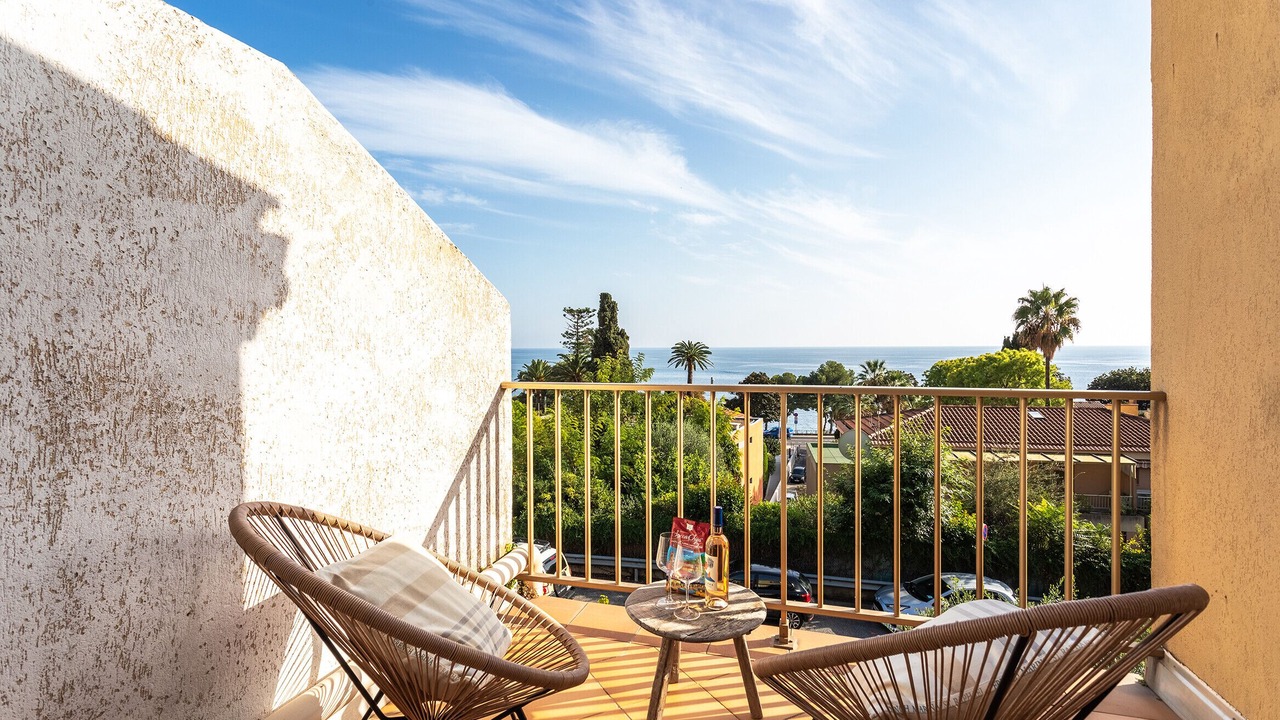 Photo of Others in Eze