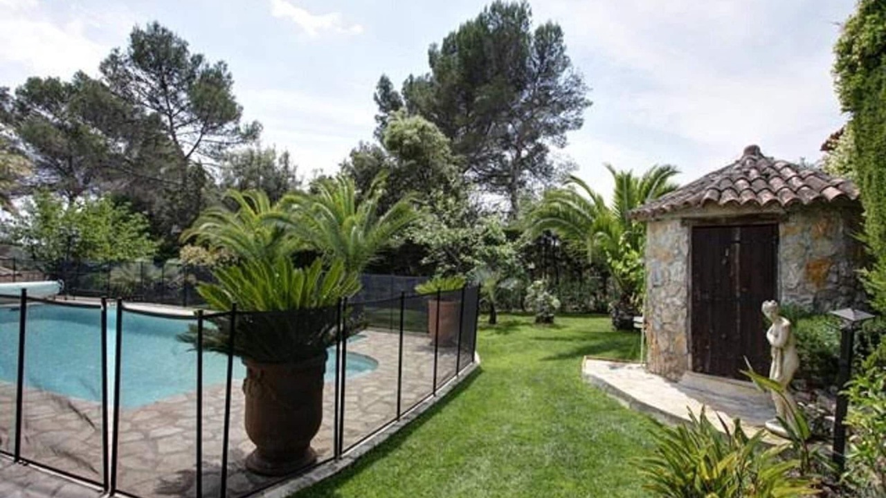 Photo of Outdoor in Roquefort-les-Pins