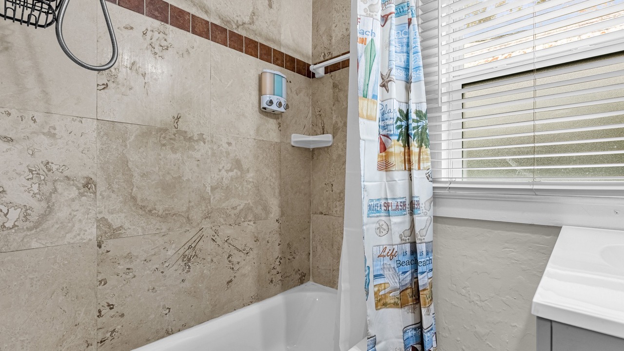 Photo of Bathroom in Wadeview Park