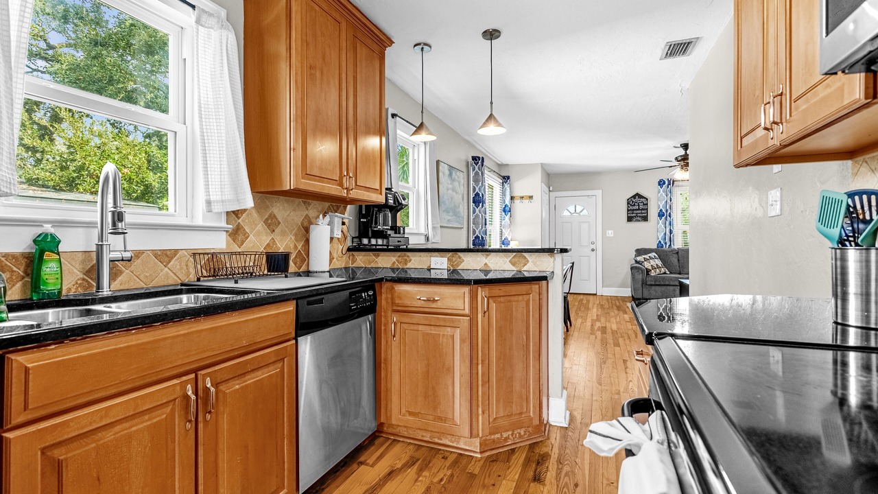 Photo of Kitchen in Wadeview Park