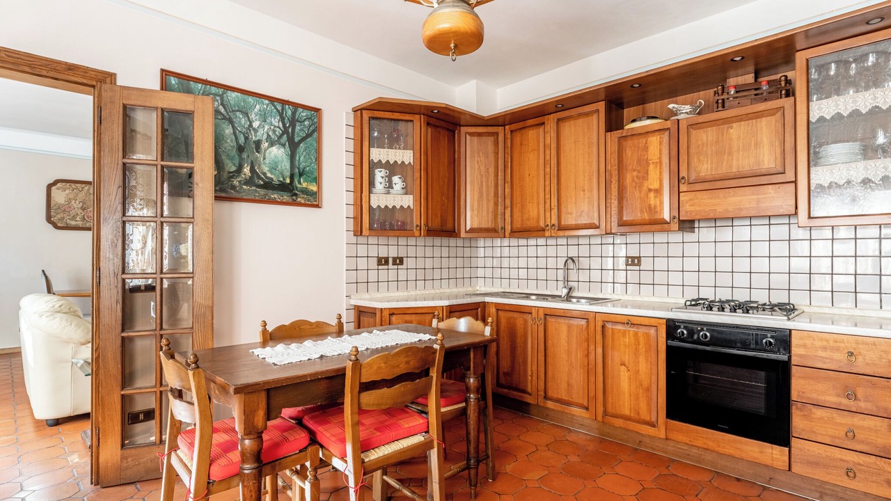 Photo of Kitchen in Molazzana
