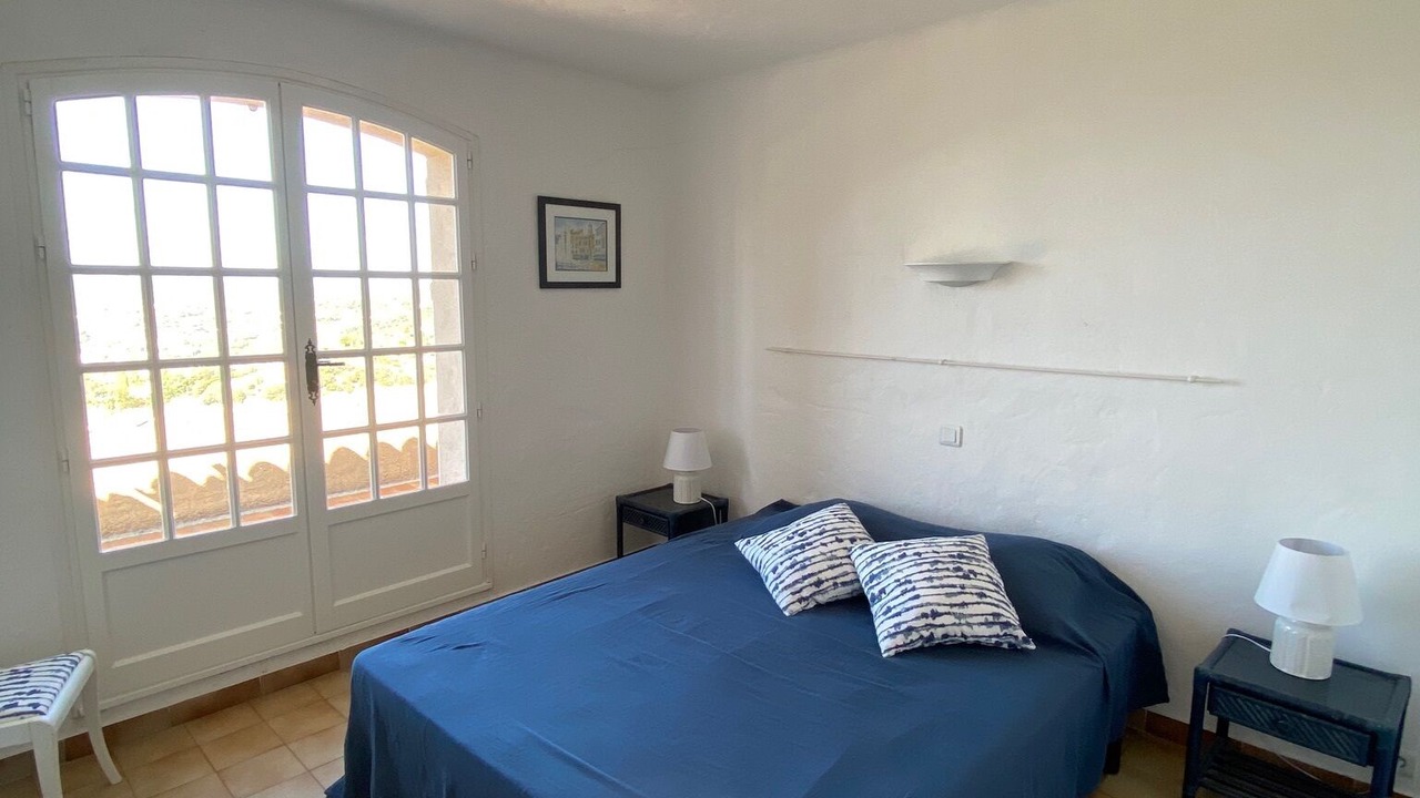 Photo of Bedroom in Antheor