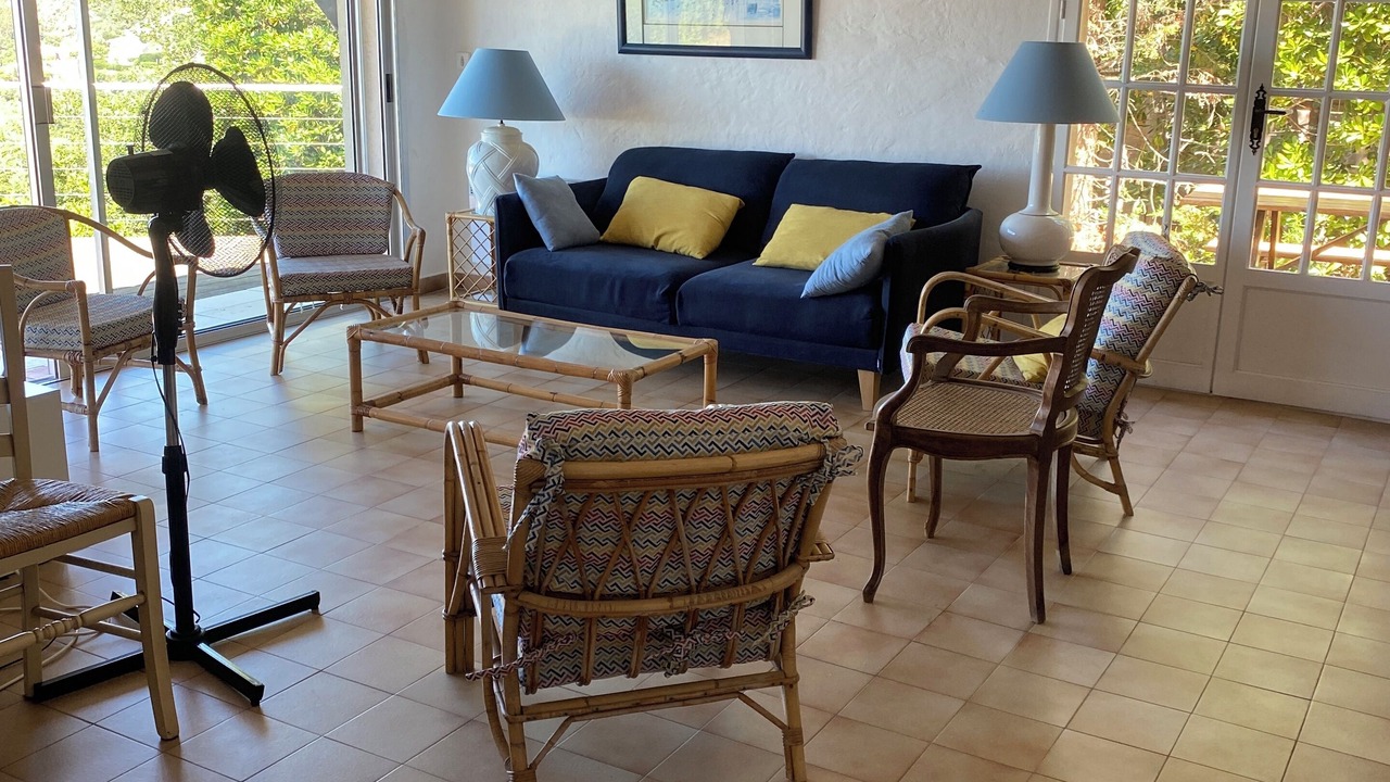 Photo of Livingroom in Antheor