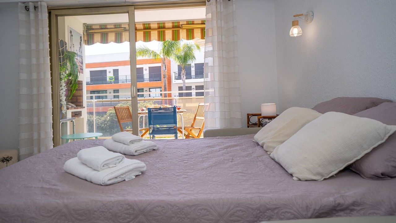Photo of Bedroom in Villeneuve Loubet Beach