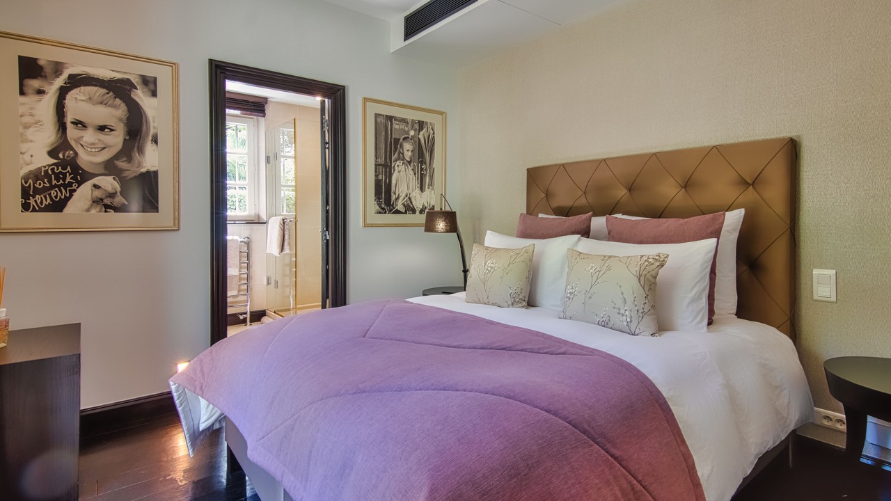 Photo of Bedroom in Saint-Tropez