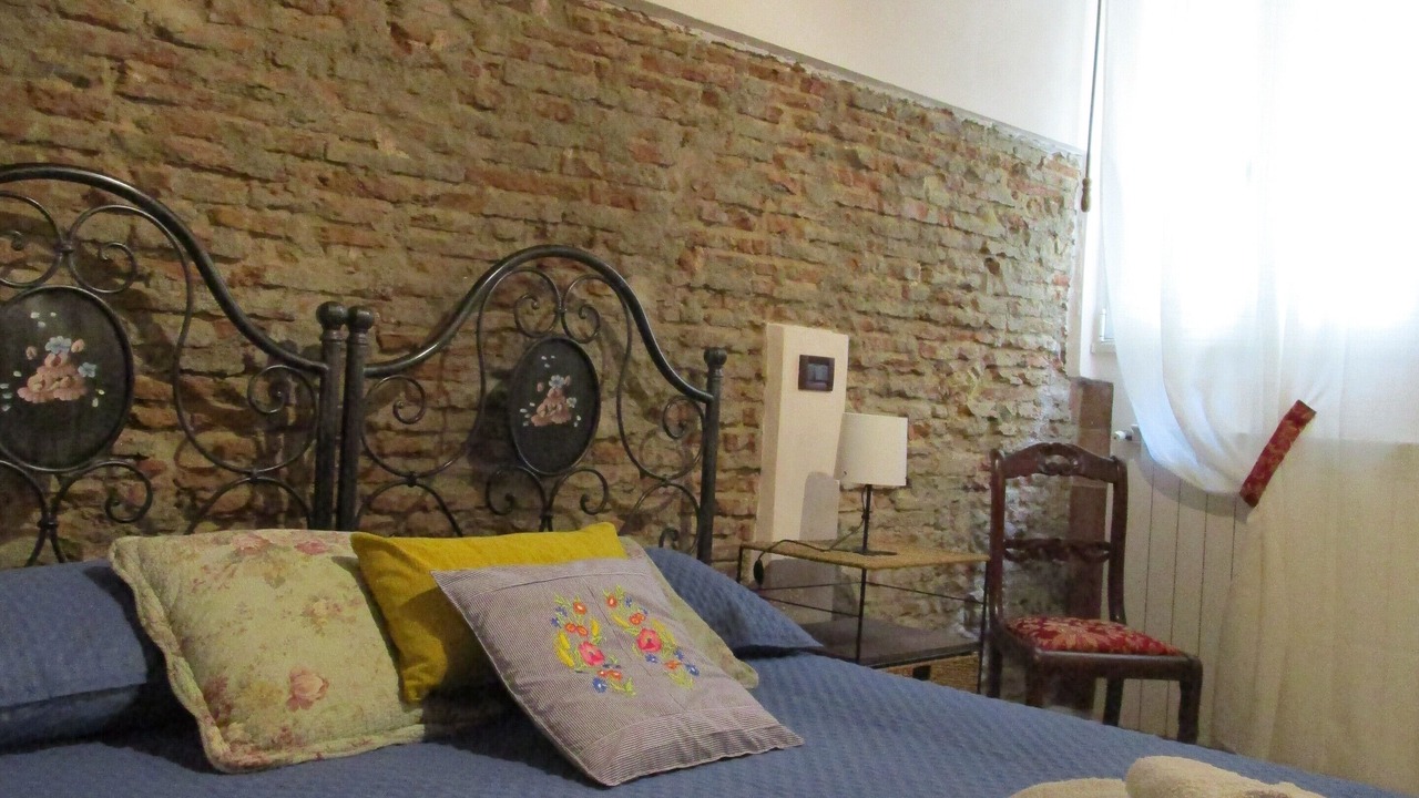 Photo of Bedroom in Livorno