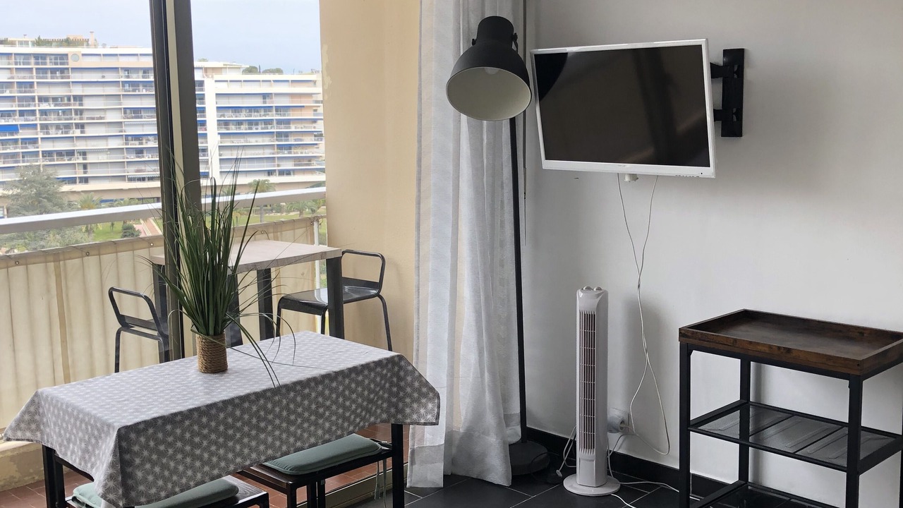 Photo of Livingroom in Mandelieu-La-Napoule