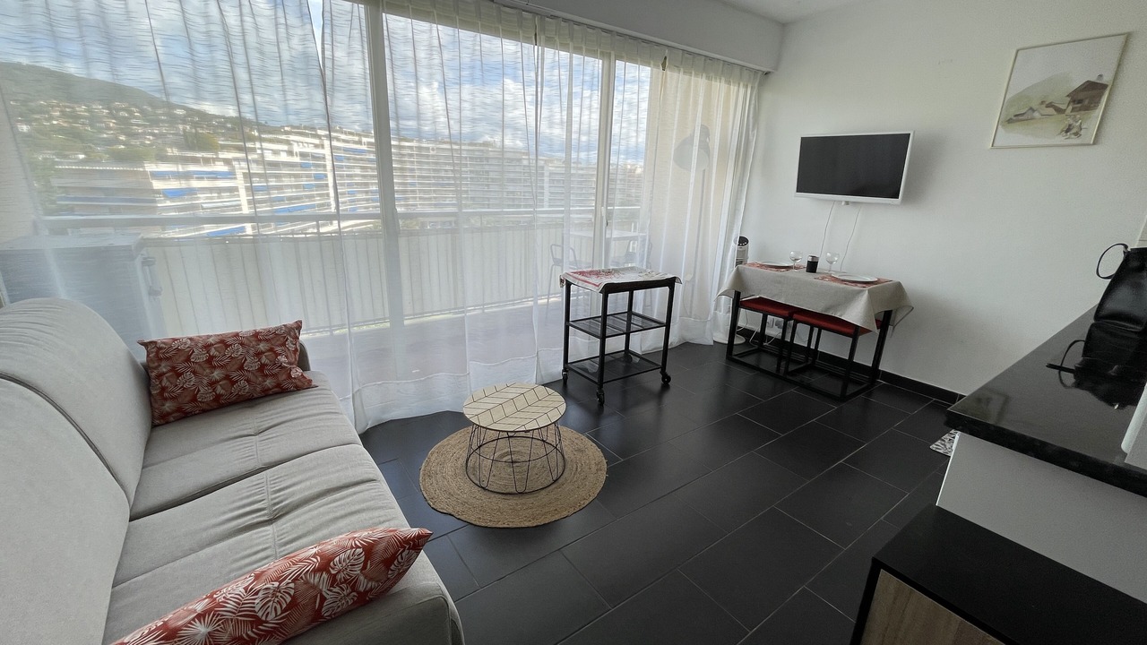 Photo of Livingroom in Mandelieu-La-Napoule