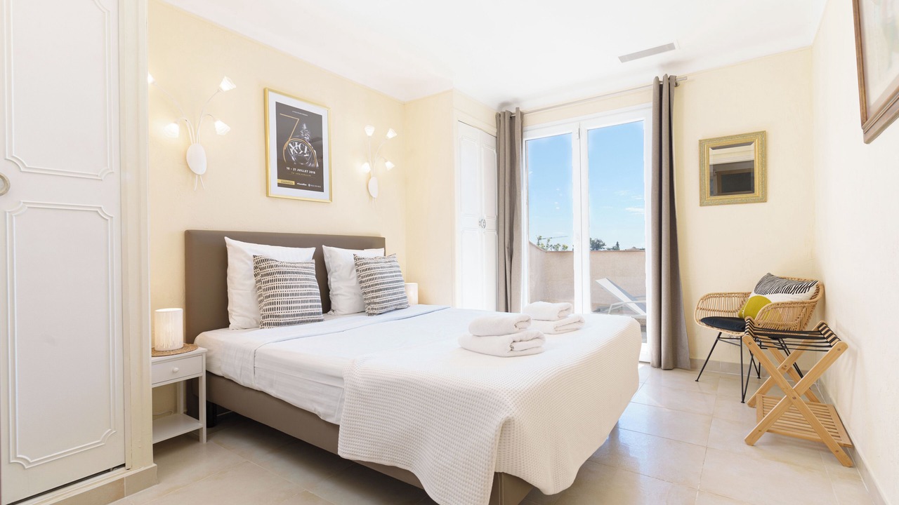 Photo of Bedroom in Vallauris