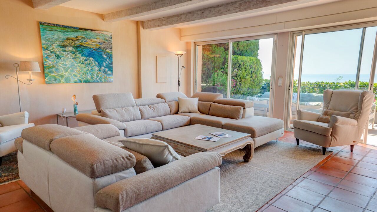 Photo of Livingroom in Theoule-Superieur