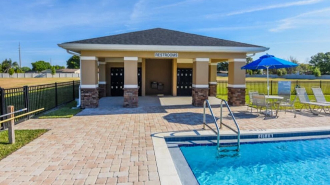 Photo of Outdoor in Poinciana