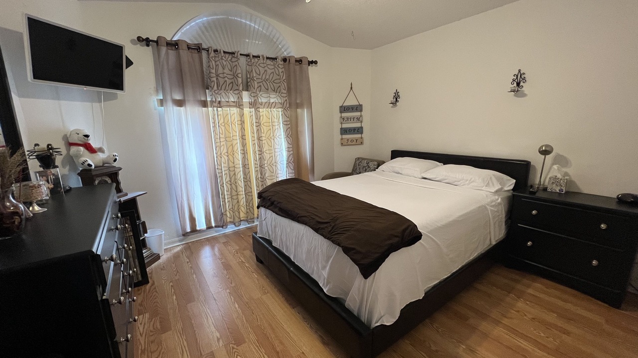 Photo of Bedroom in Mill Run