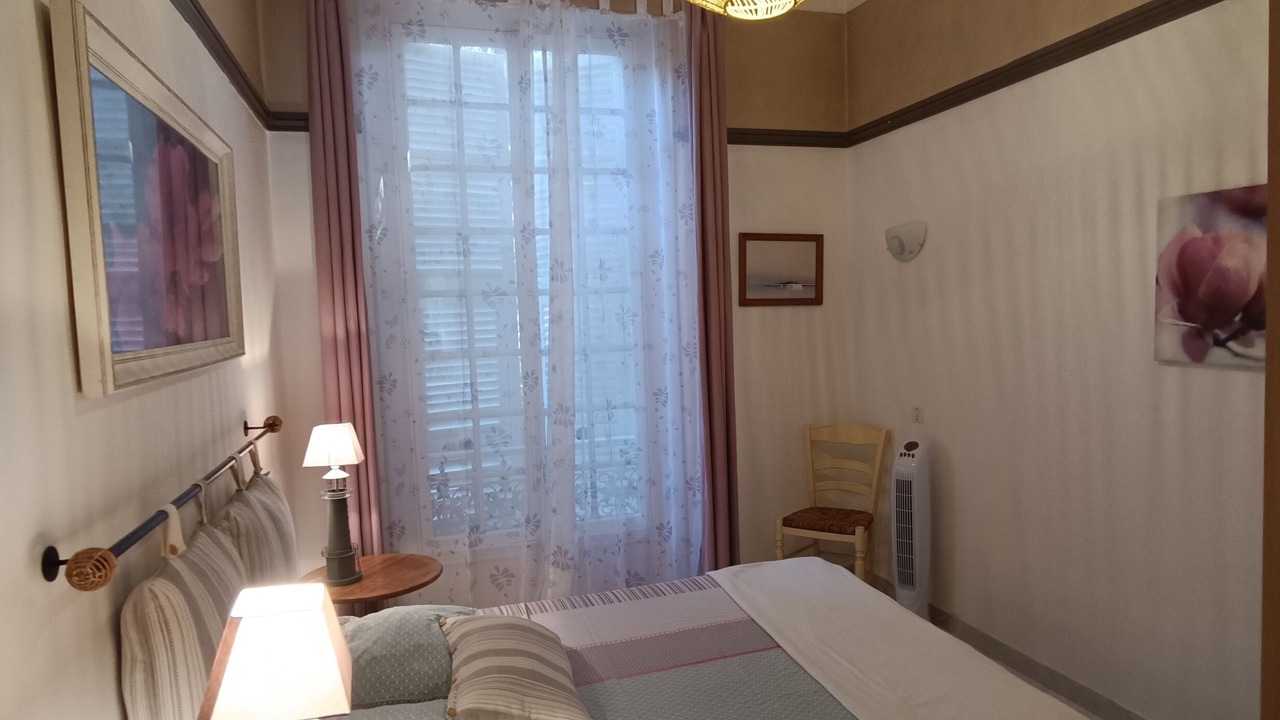 Photo of Bedroom in Plaine de la Brague