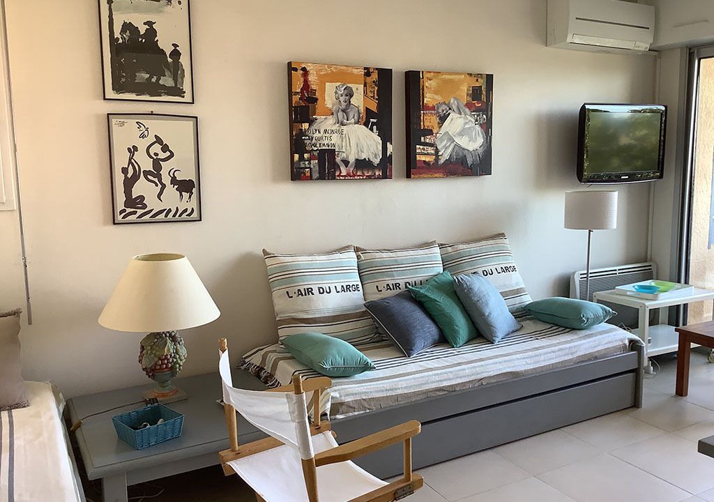 Photo of Bedroom in Saint-Tropez