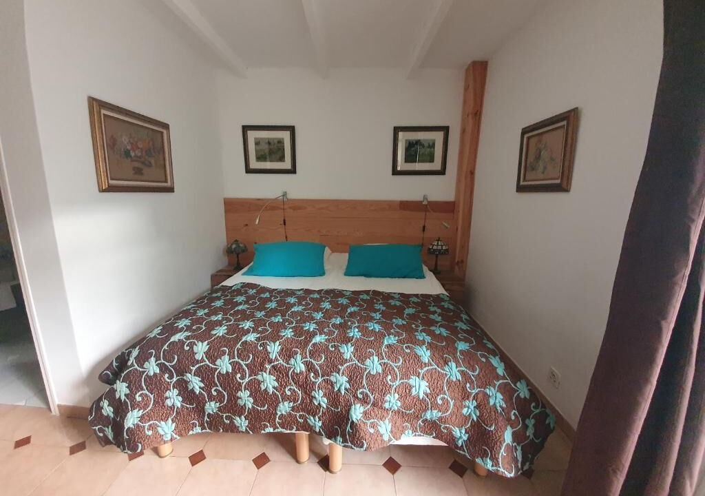 Photo of Bedroom in Courmes