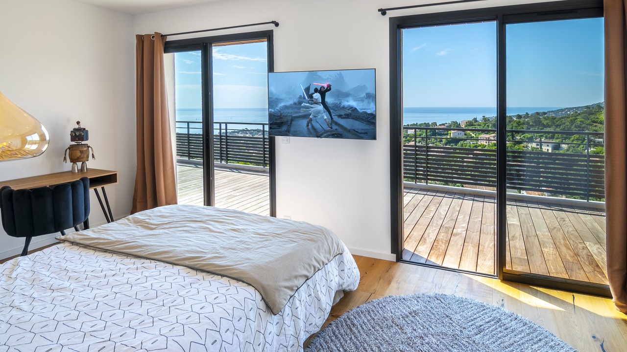 Photo of Bedroom in Saint-Aygulf