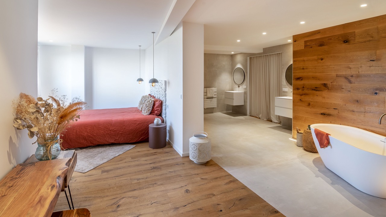 Photo of Bedroom in Saint-Aygulf