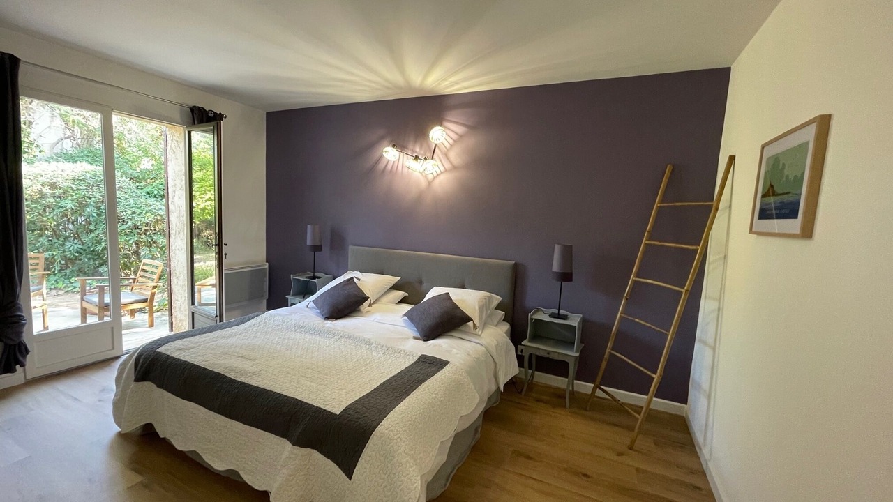 Photo of Bedroom in Cap-Ferrat