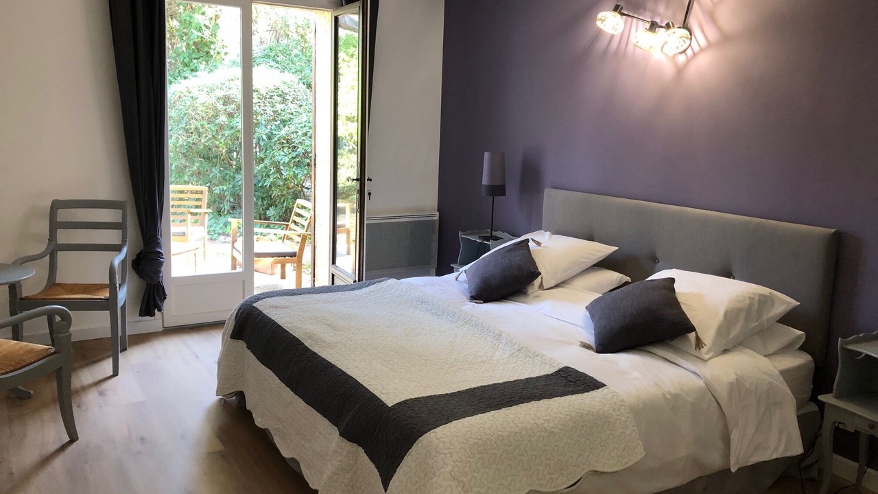 Photo of Bedroom in Cap-Ferrat