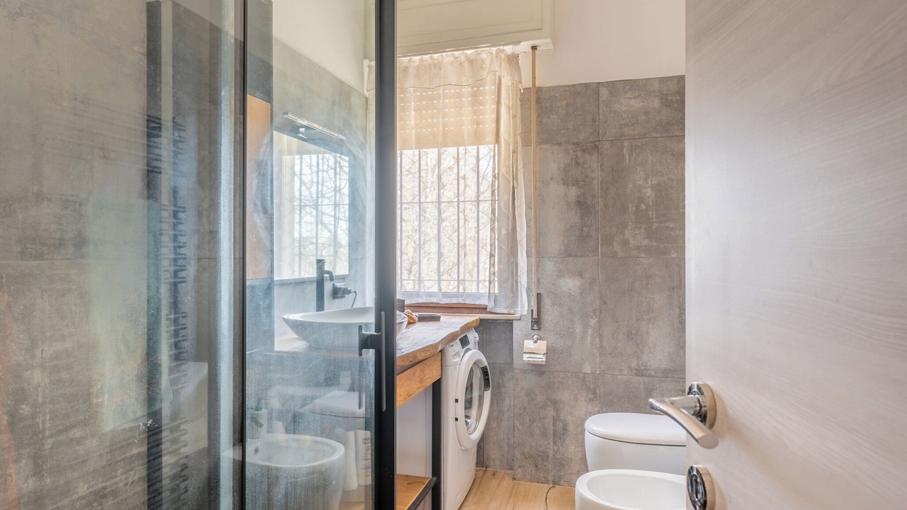 Photo of Bathroom in Macchino