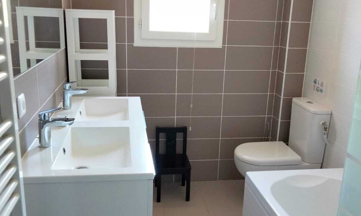Photo of Bathroom in Saint-Martin-du-Var