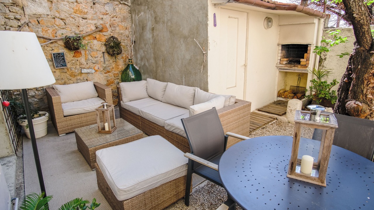 Photo of Outdoor in Riou - Petit Juas - Av de Grasse