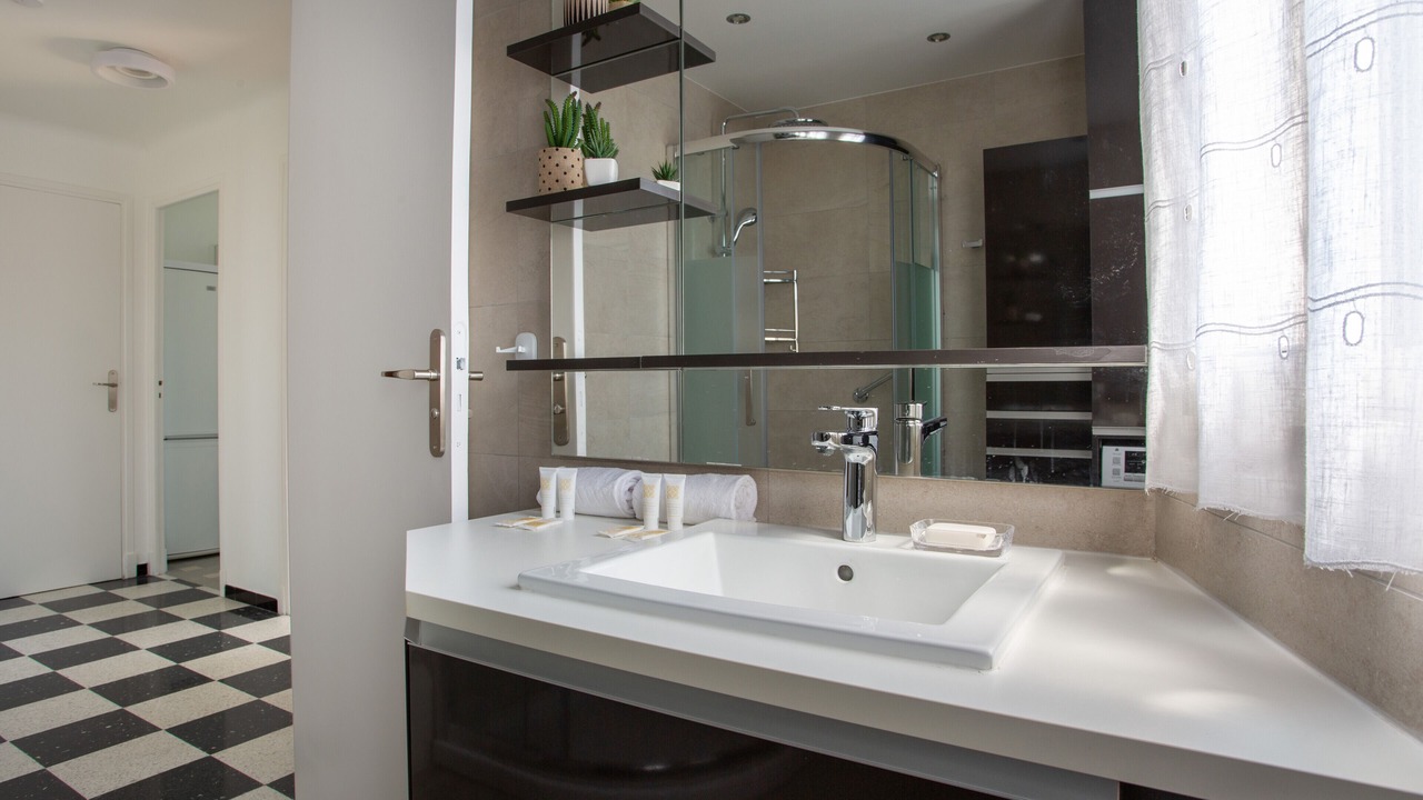 Photo of Bathroom in Saint-Laurent-du-Var