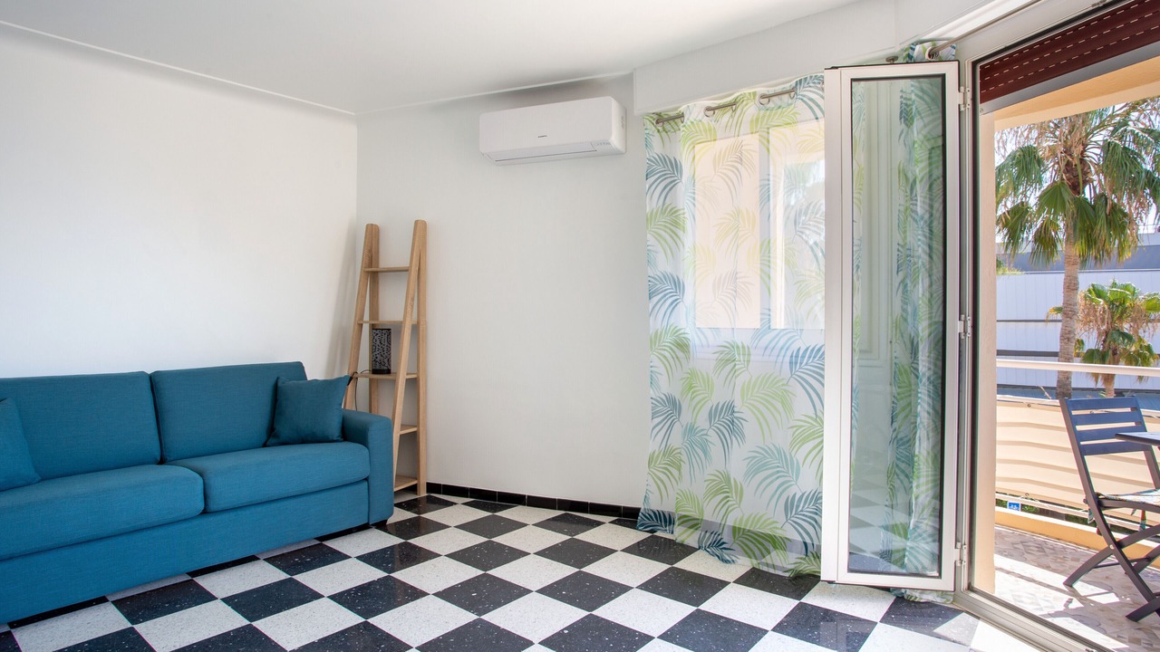Photo of Livingroom in Saint-Laurent-du-Var