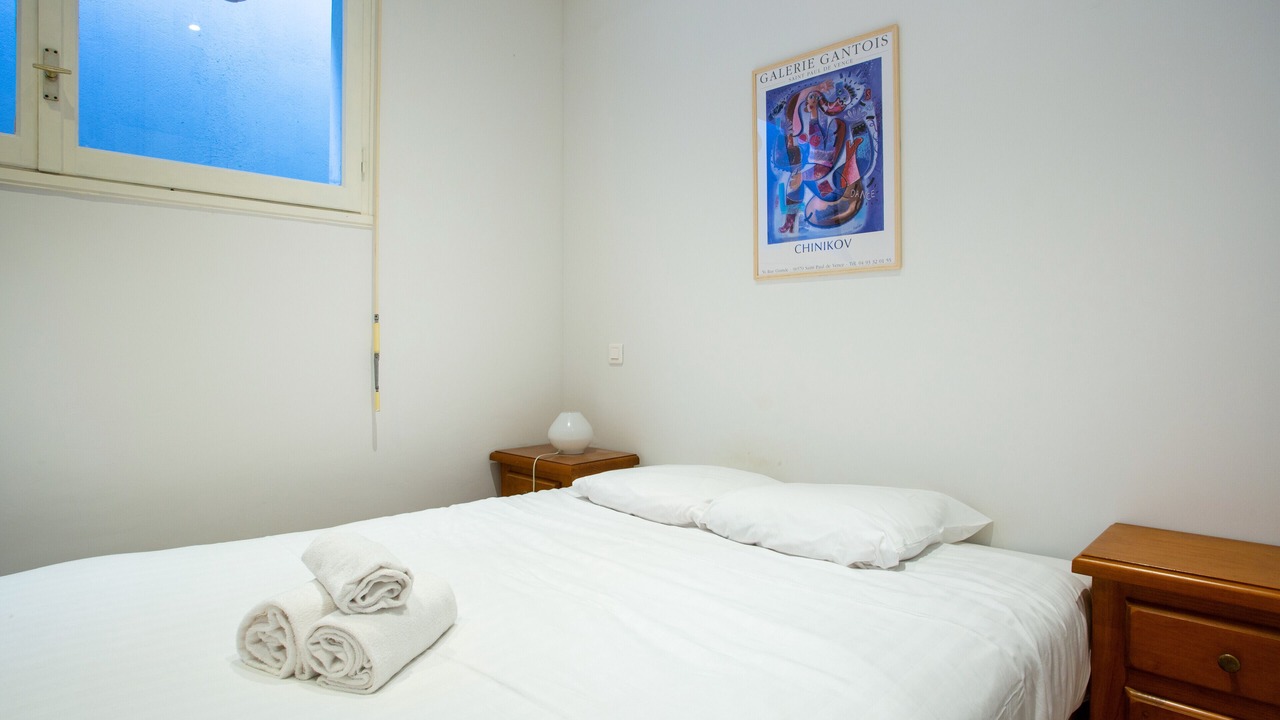 Photo of Bedroom in Caucade