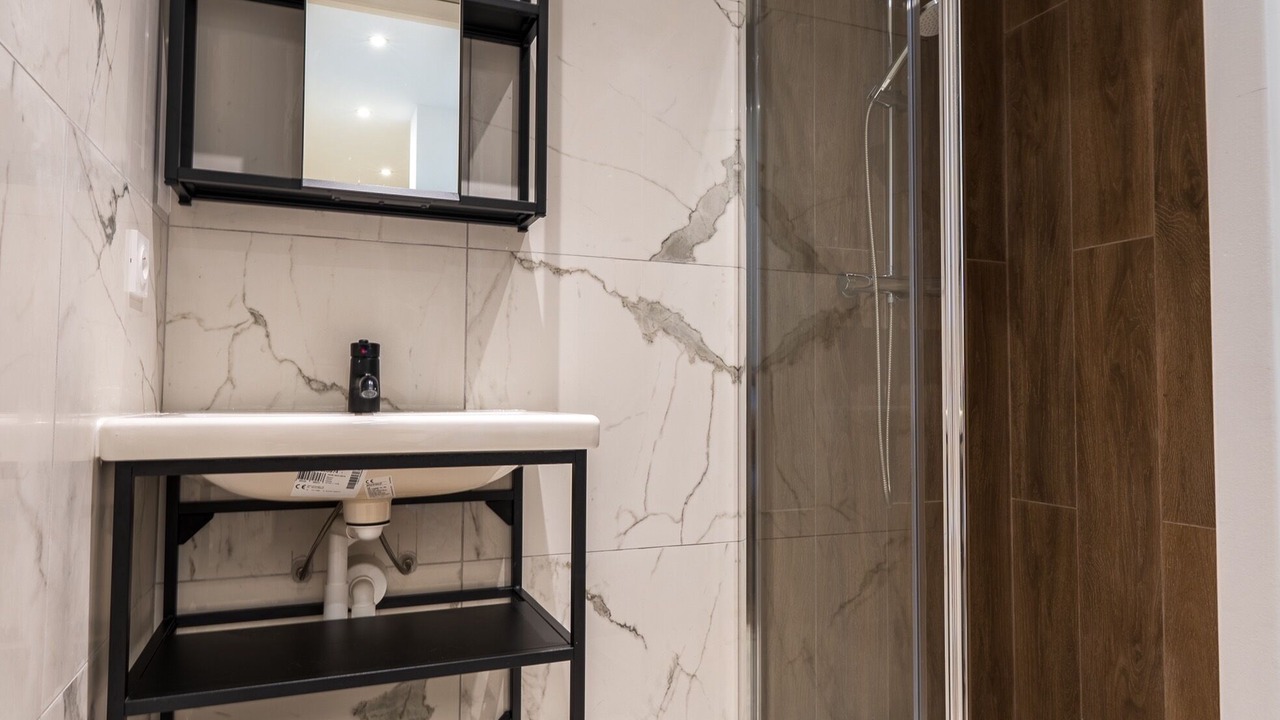 Photo of Bathroom in Liberation