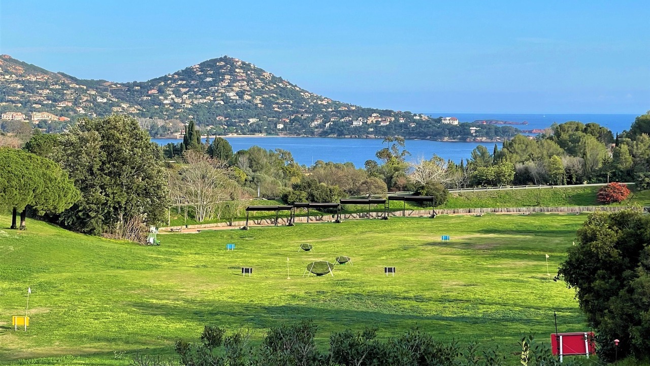 Photo of Others in Cap Esterel