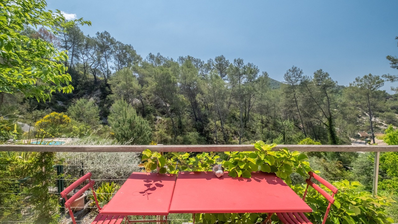 Photo of Outdoor in Contes