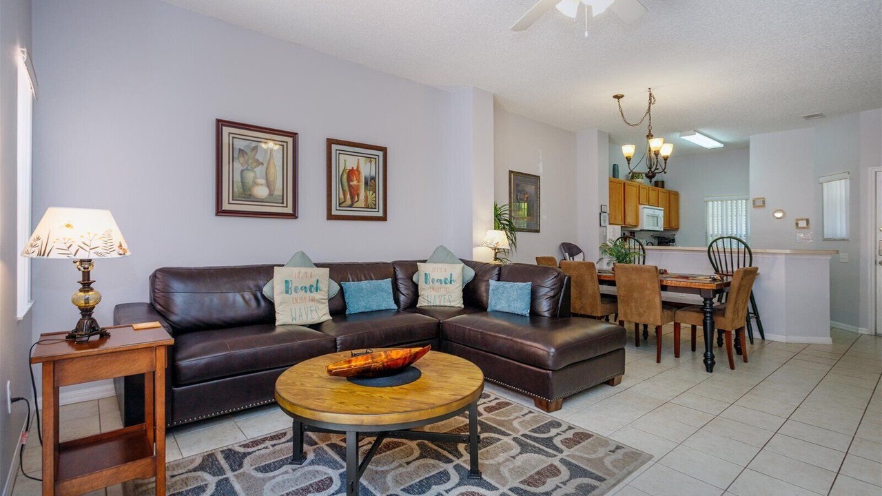 Photo of Livingroom in Lake Berkley
