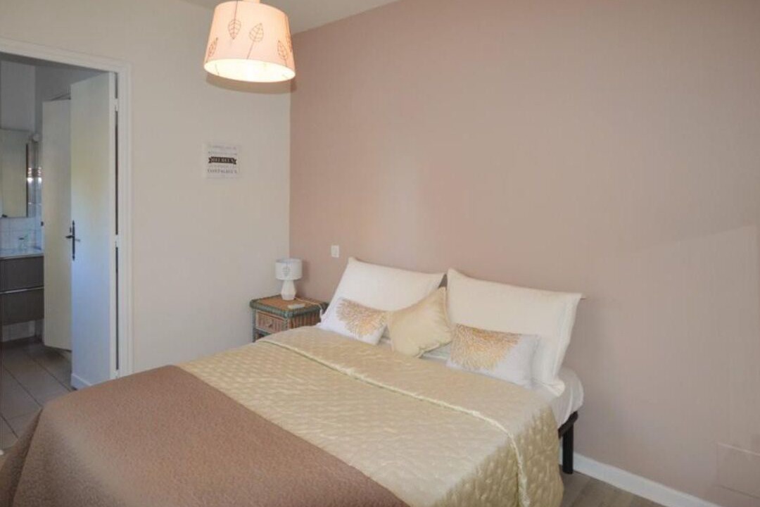 Photo of Bedroom in Plaine de la Brague