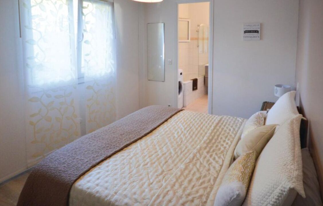 Photo of Bedroom in Plaine de la Brague