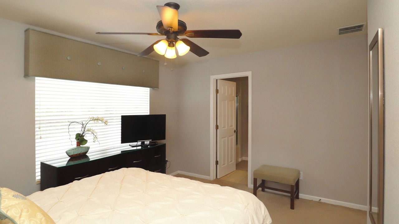 Photo of Bedroom in Trafalgar Village